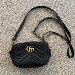 Gucci GG Marmont mini camera bag